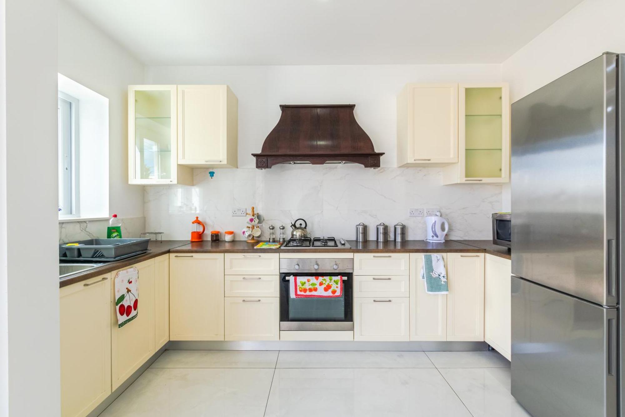 Apartment New Spacious 3 Bdr 2 Bth Bugibba S St. Paul's Bay