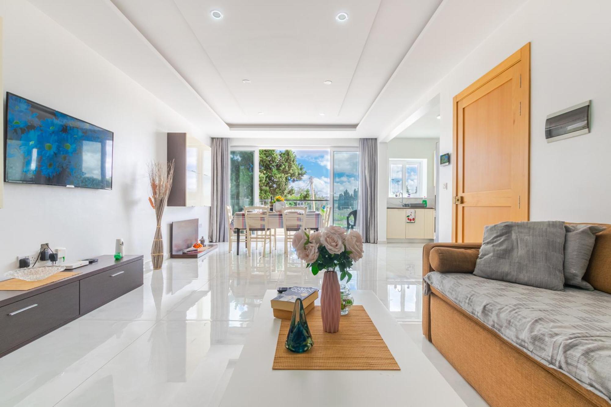 Apartment New Spacious 3 Bdr 2 Bth Bugibba S *